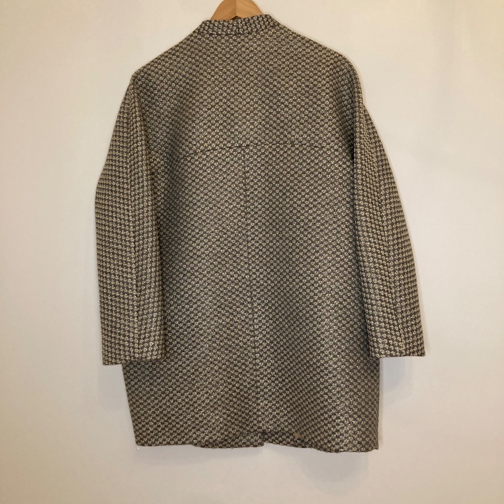 Coat - Picture 2 of 4